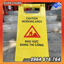 Biển cảnh báo chữ A khu vực đang thi công