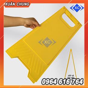 Biển cảnh báo chữ A không nội dung - biển trơn