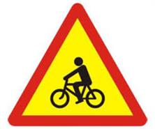 Biển báo đường người đi xe đạp cắt ngang (biển báo 226)